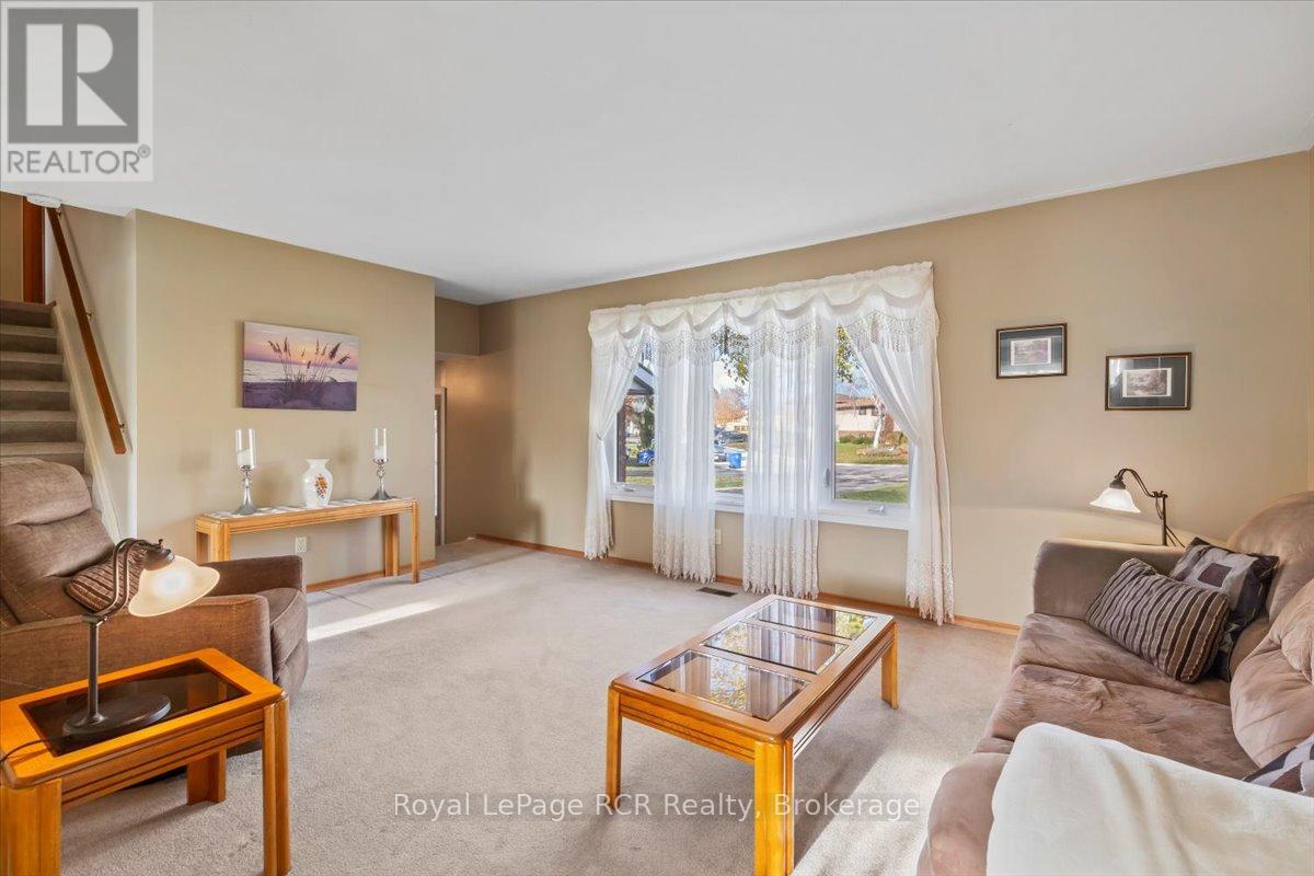 485 2nd A Street, Hanover, Ontario N4N 3P4 - Photo 8 - X12550020