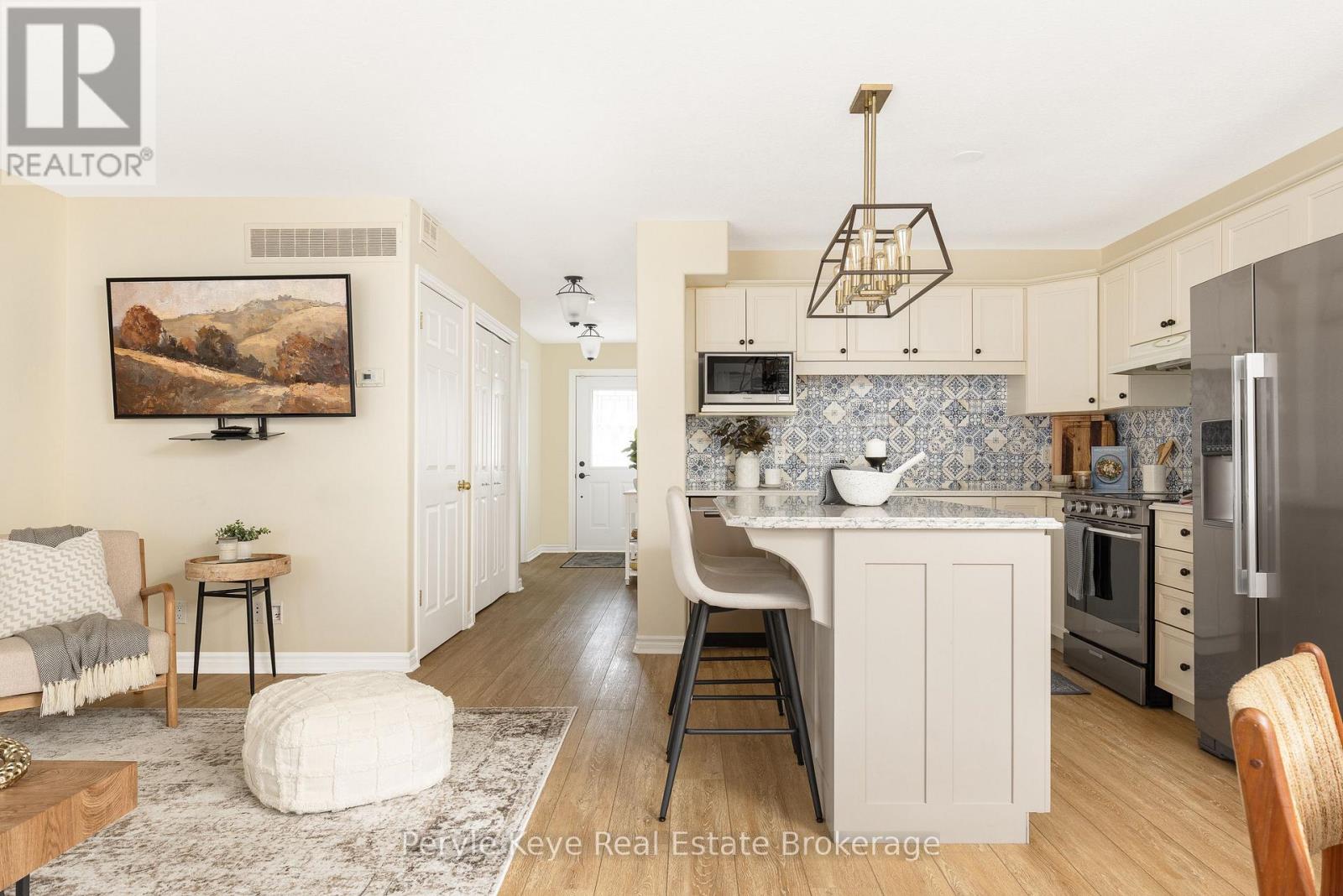 143 Pine Street, Bracebridge, Ontario P1L 2H8 - Photo 12 - X12550046