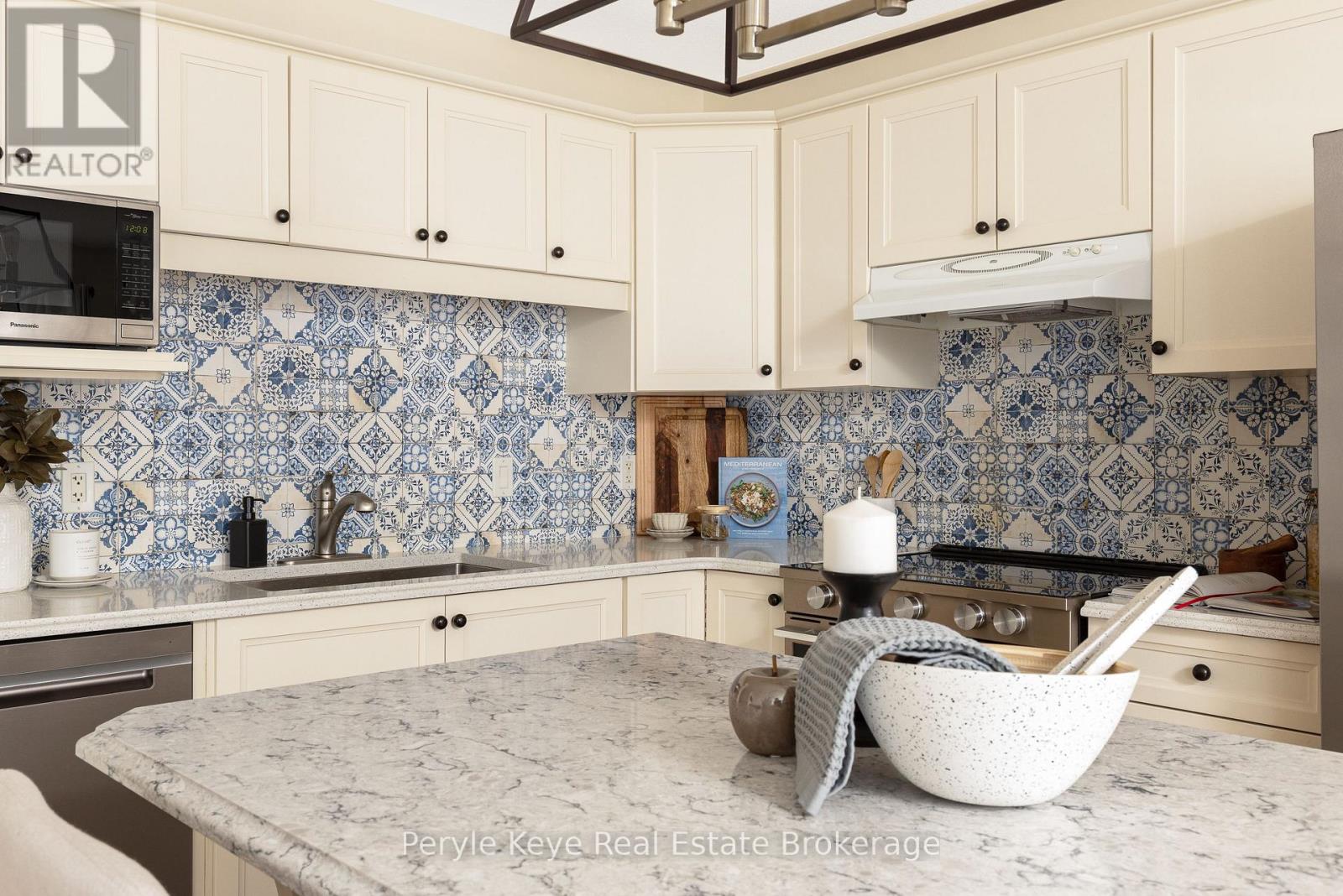 143 Pine Street, Bracebridge, Ontario P1L 2H8 - Photo 14 - X12550046