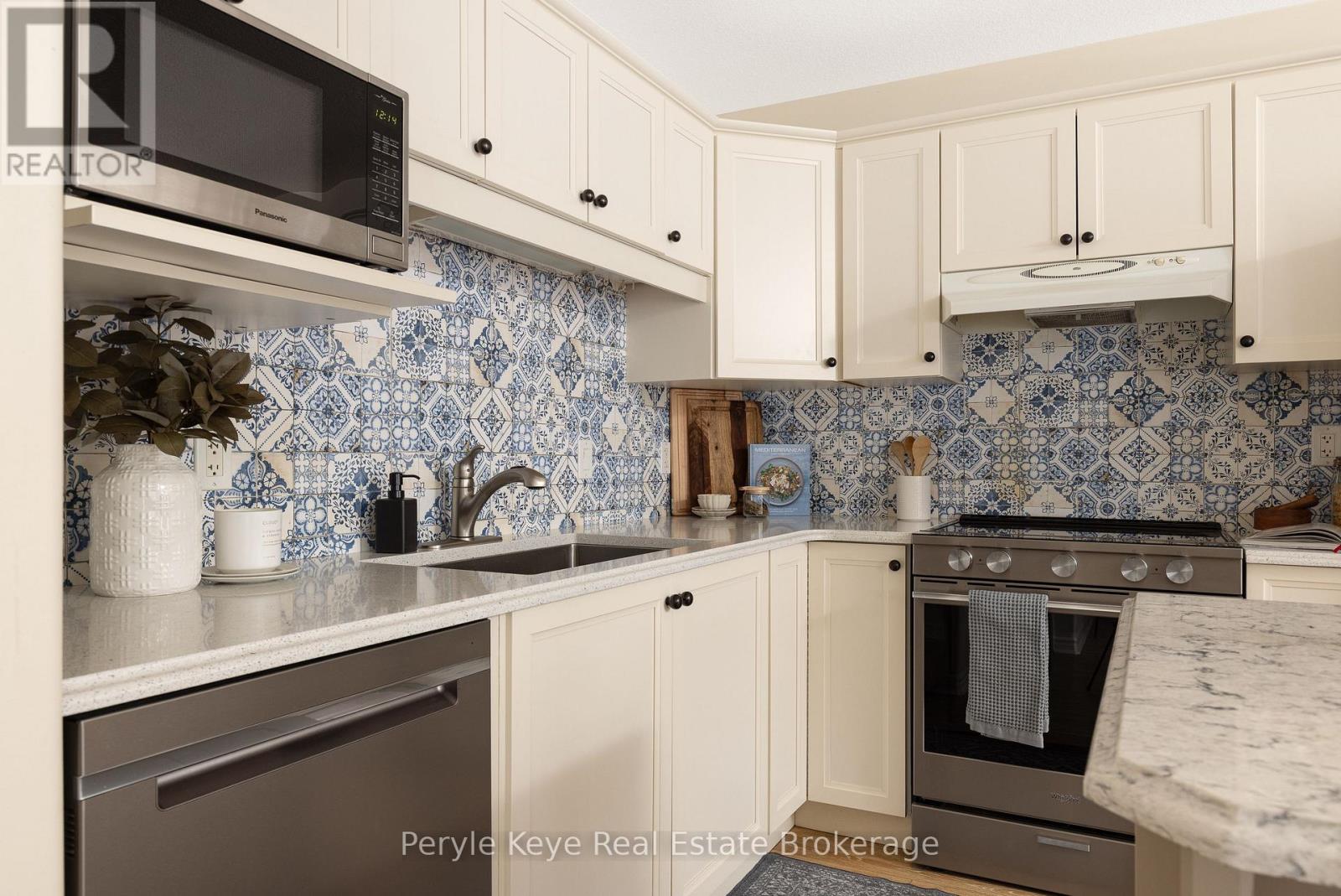 143 Pine Street, Bracebridge, Ontario P1L 2H8 - Photo 16 - X12550046