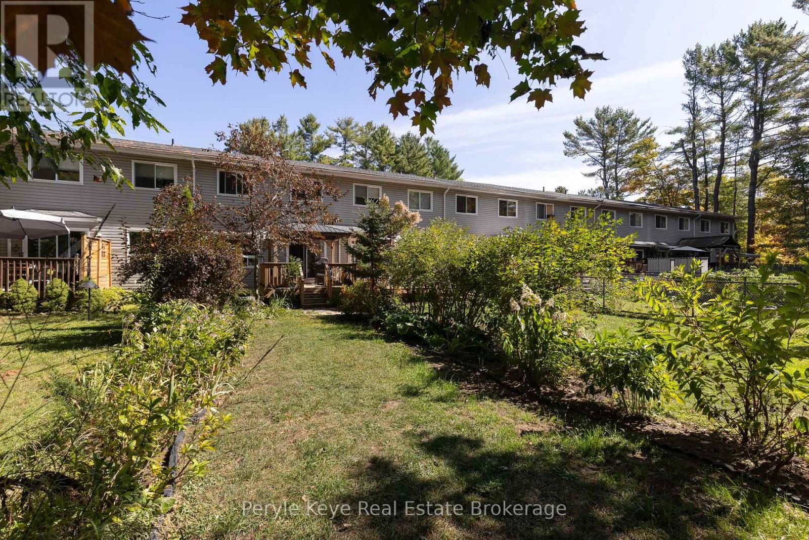 143 Pine Street, Bracebridge, Ontario P1L 2H8 - Photo 44 - X12550046