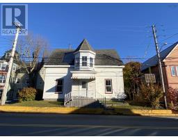 499 Main Street, Mahone Bay, Ca