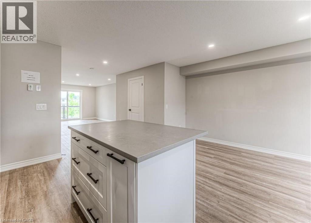 253 Chapel Hill Drive, Kitchener, Ontario  N2R 0S4 - Photo 10 - 40781112