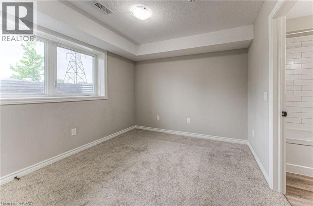 253 Chapel Hill Drive, Kitchener, Ontario  N2R 0S4 - Photo 18 - 40781112