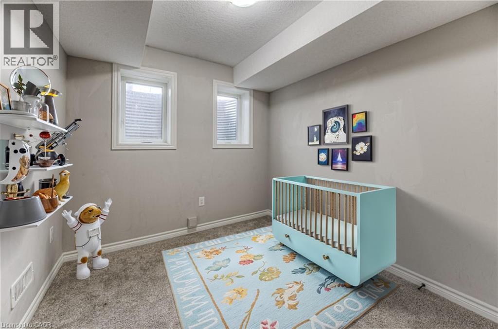 253 Chapel Hill Drive, Kitchener, Ontario  N2R 0S4 - Photo 24 - 40781112