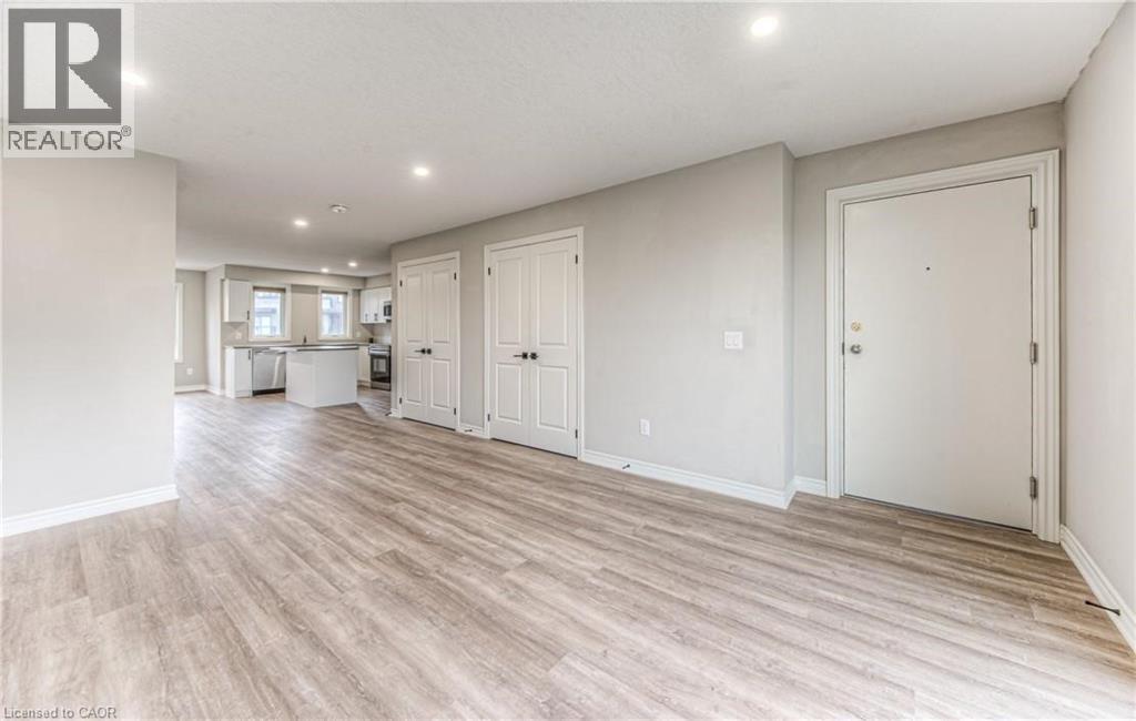 253 Chapel Hill Drive, Kitchener, Ontario  N2R 0S4 - Photo 6 - 40781112