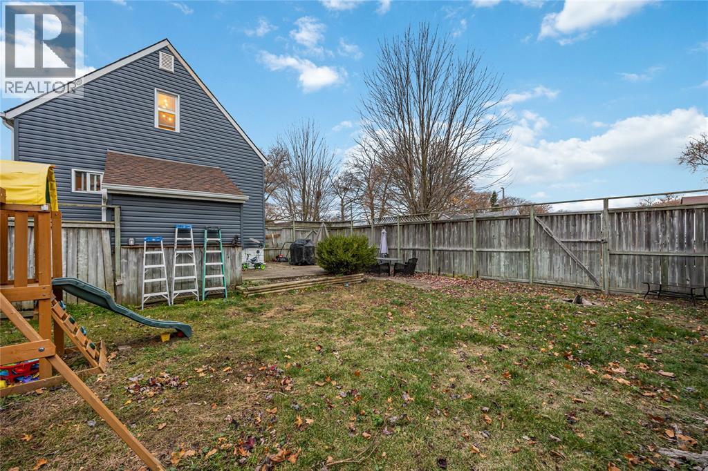 856 Devine Street, Sarnia, Ontario  N7S 1X5 - Photo 24 - 25028907