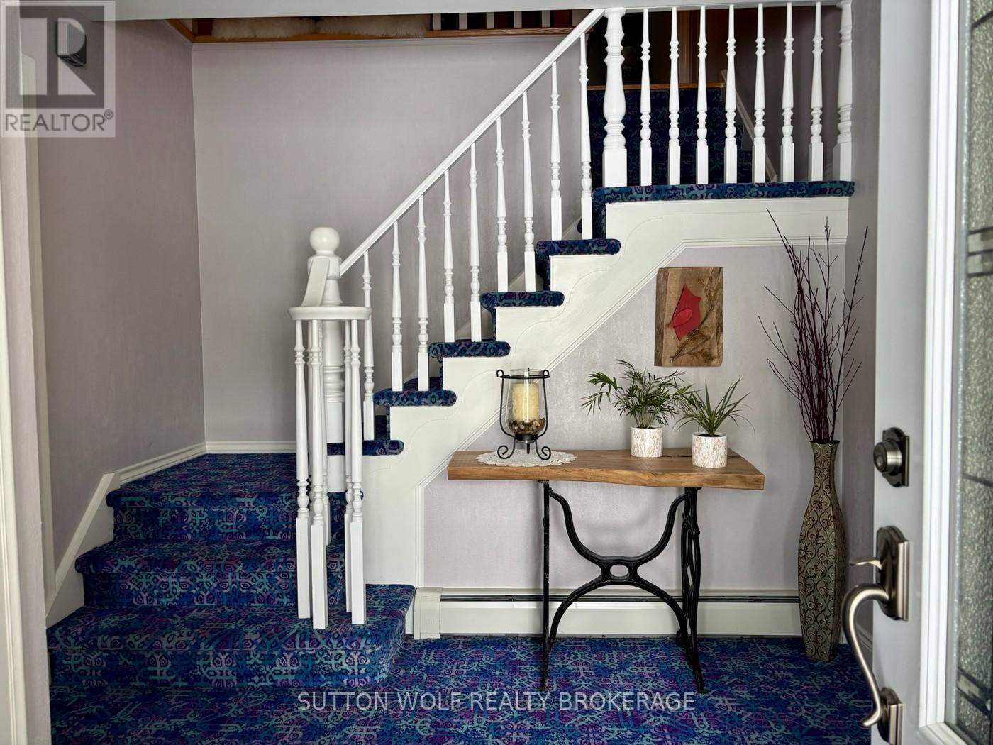 315 Caradoc Street N, Strathroy-Caradoc, Ontario N7G 2N1 - Photo 3 - X12550042