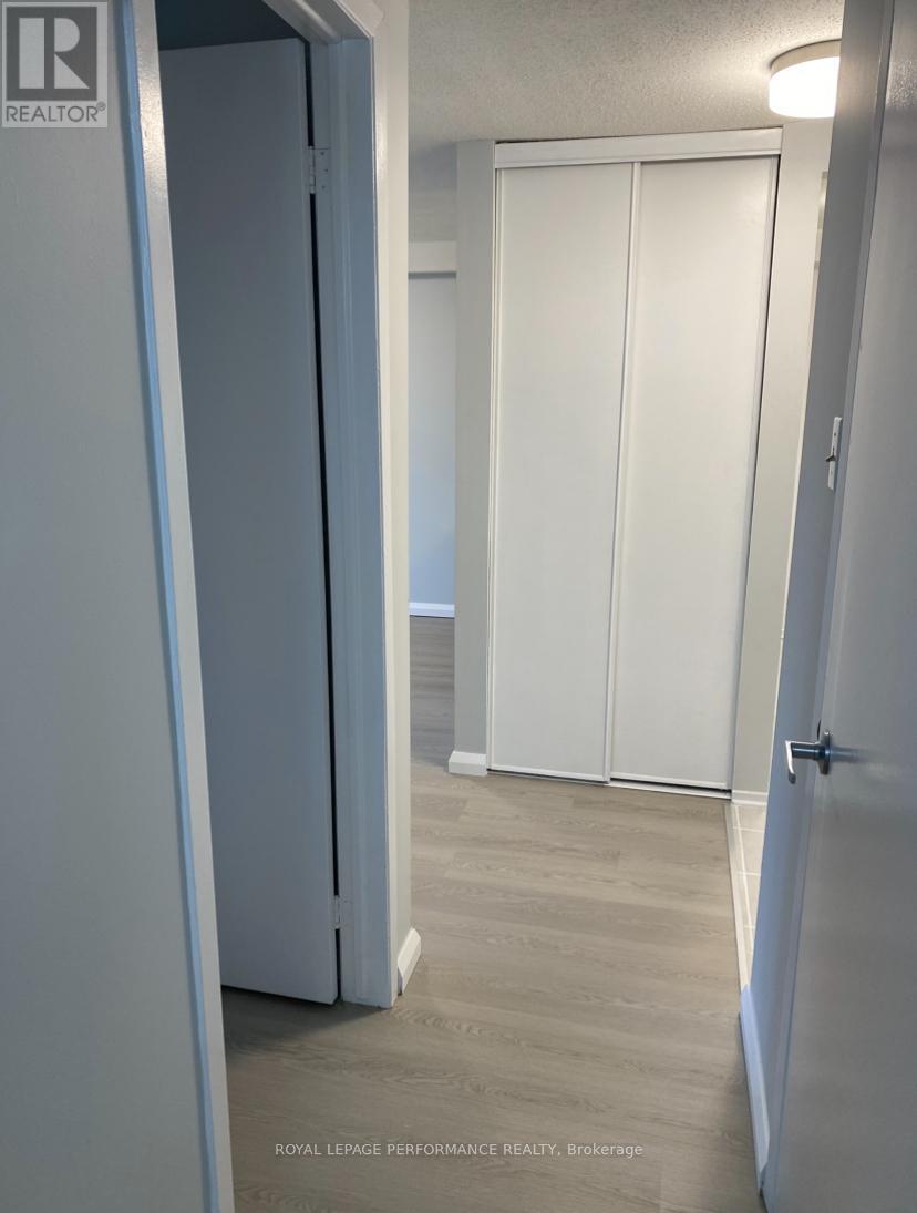 112 - 6470 Bilberry Drive, Ottawa, Ontario  K1C 4P1 - Photo 10 - X12549994