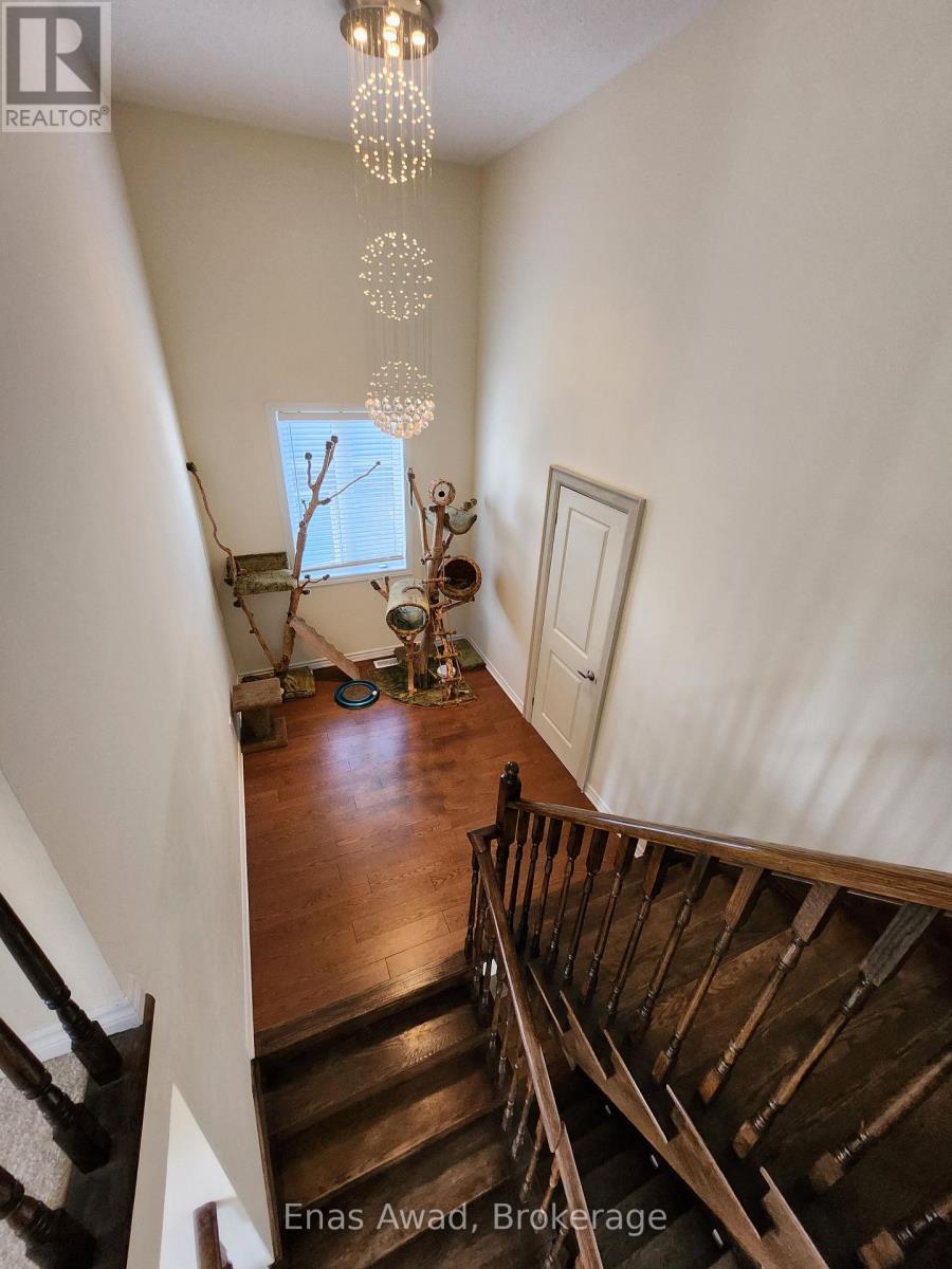 121 Allegra Drive, Wasaga Beach, Ontario  L9Z 0H5 - Photo 17 - S12550022