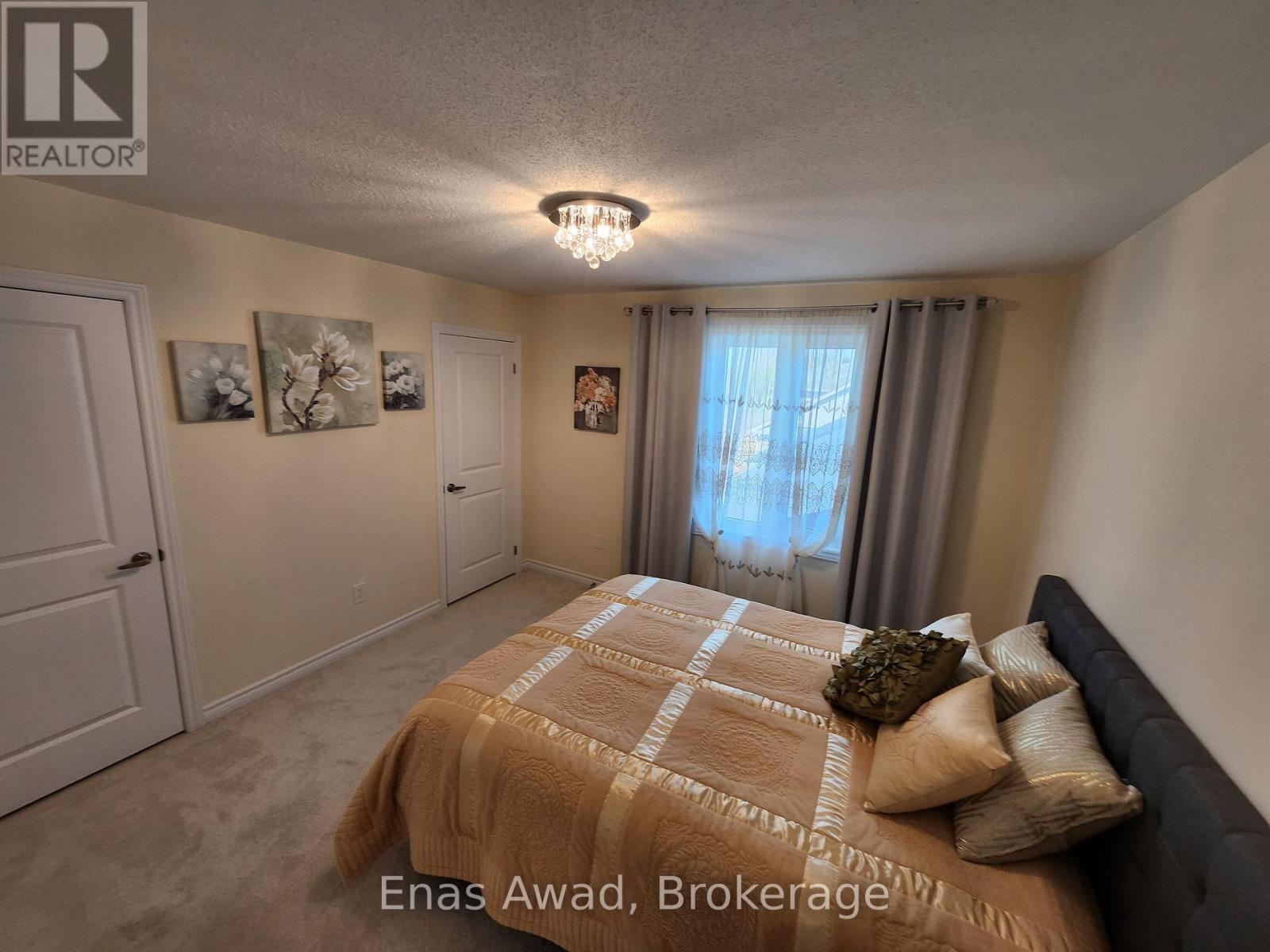 121 Allegra Drive, Wasaga Beach, Ontario  L9Z 0H5 - Photo 19 - S12550022