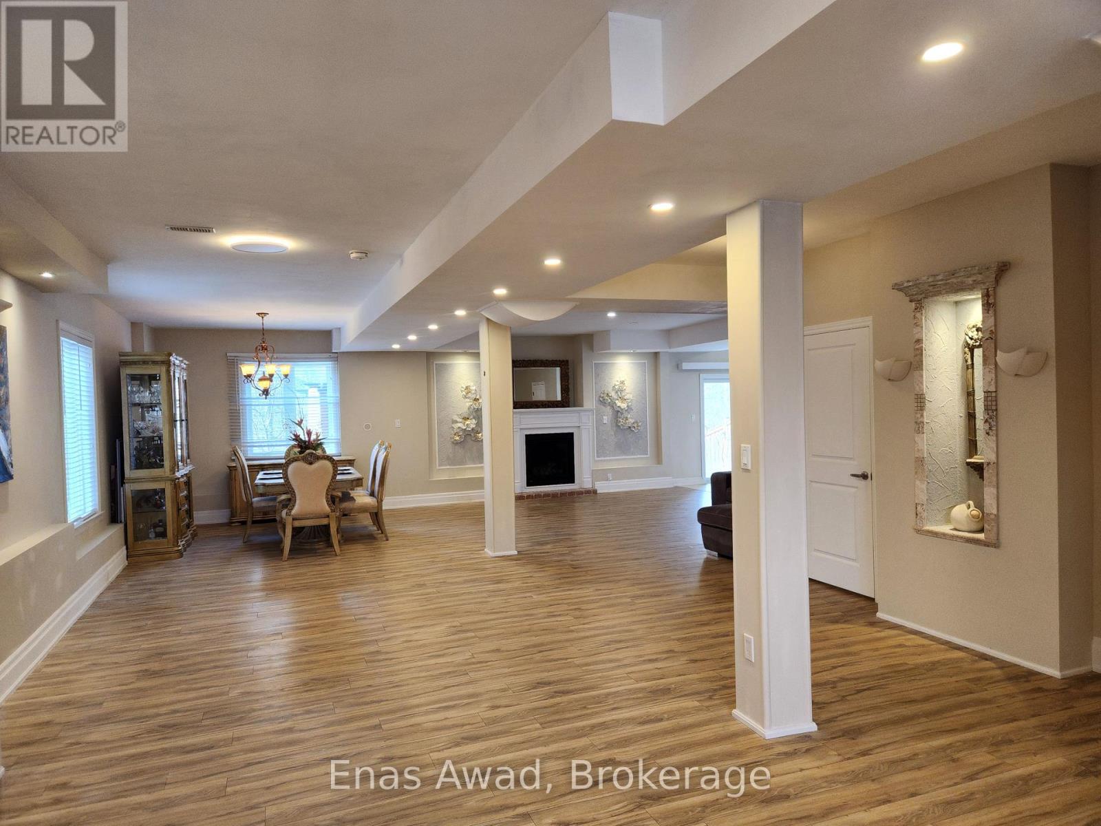 121 Allegra Drive, Wasaga Beach, Ontario  L9Z 0H5 - Photo 21 - S12550022