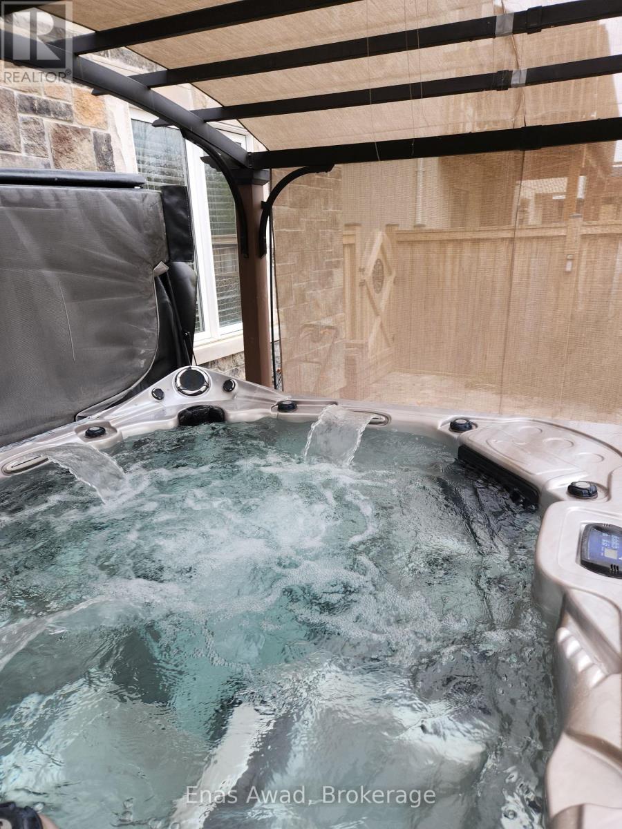 121 Allegra Drive, Wasaga Beach, Ontario  L9Z 0H5 - Photo 27 - S12550022