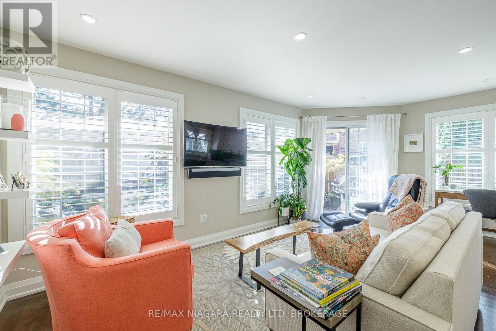 21 - 141 Welland Vale Road, St. Catharines, Ontario  L2S 3S7 - Photo 13 - X12550036