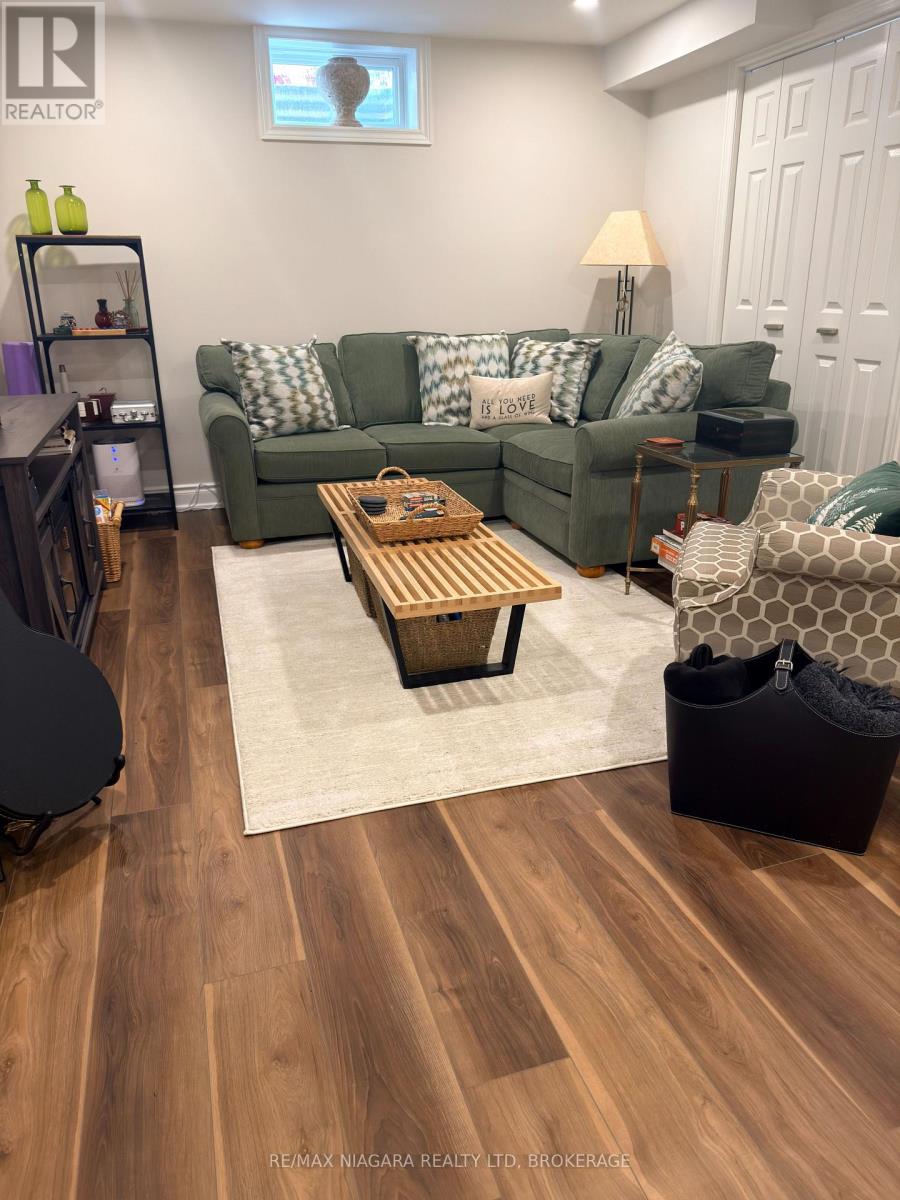 21 - 141 Welland Vale Road, St. Catharines (Grapeview), Ontario  L2S 3S7 - Photo 21 - X12550036