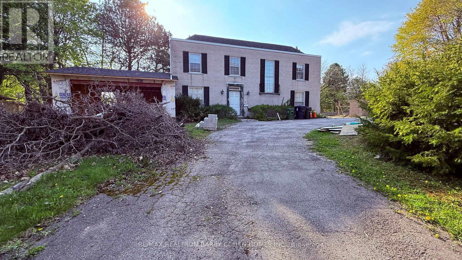 37 WILKET ROAD, Toronto, Ontario