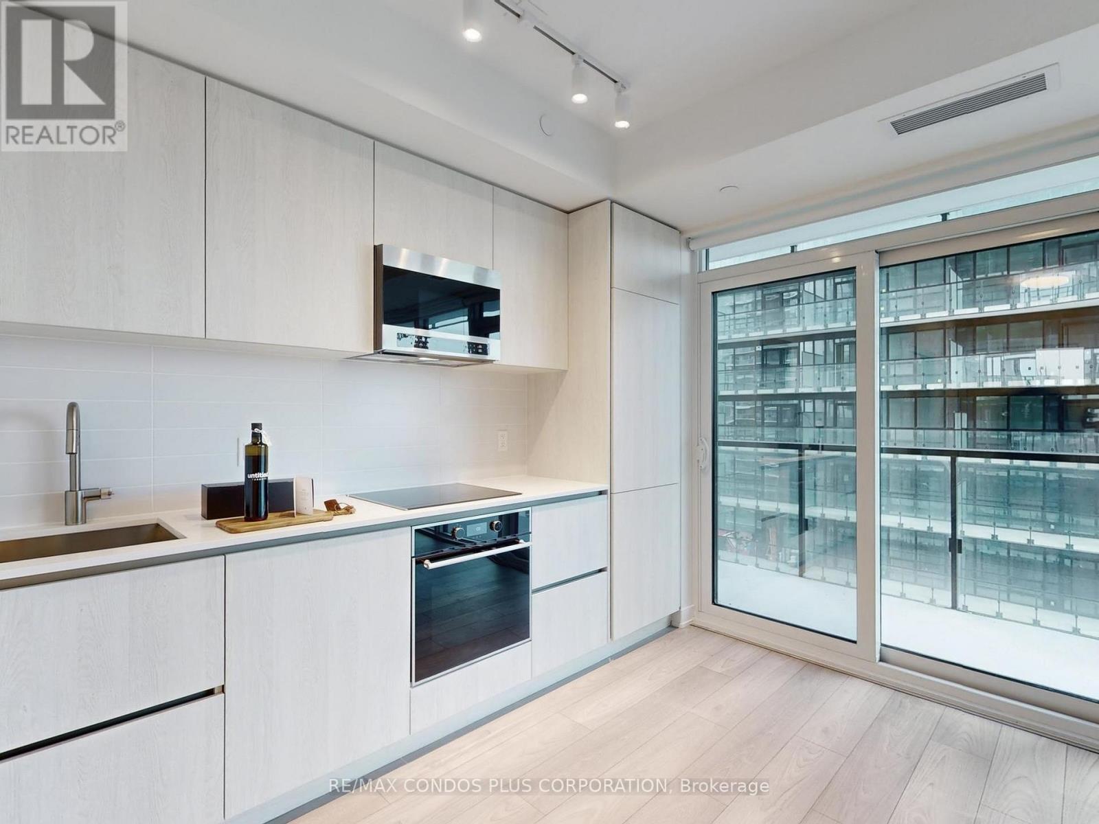 1408 - 110 Broadway Avenue, Toronto, Ontario  M4P 1V7 - Photo 16 - C12550040