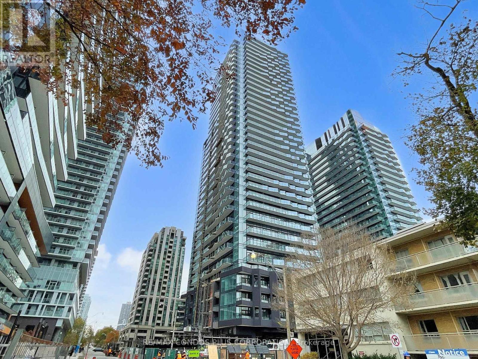 1408 - 110 Broadway Avenue, Toronto, Ontario  M4P 1V7 - Photo 2 - C12550040