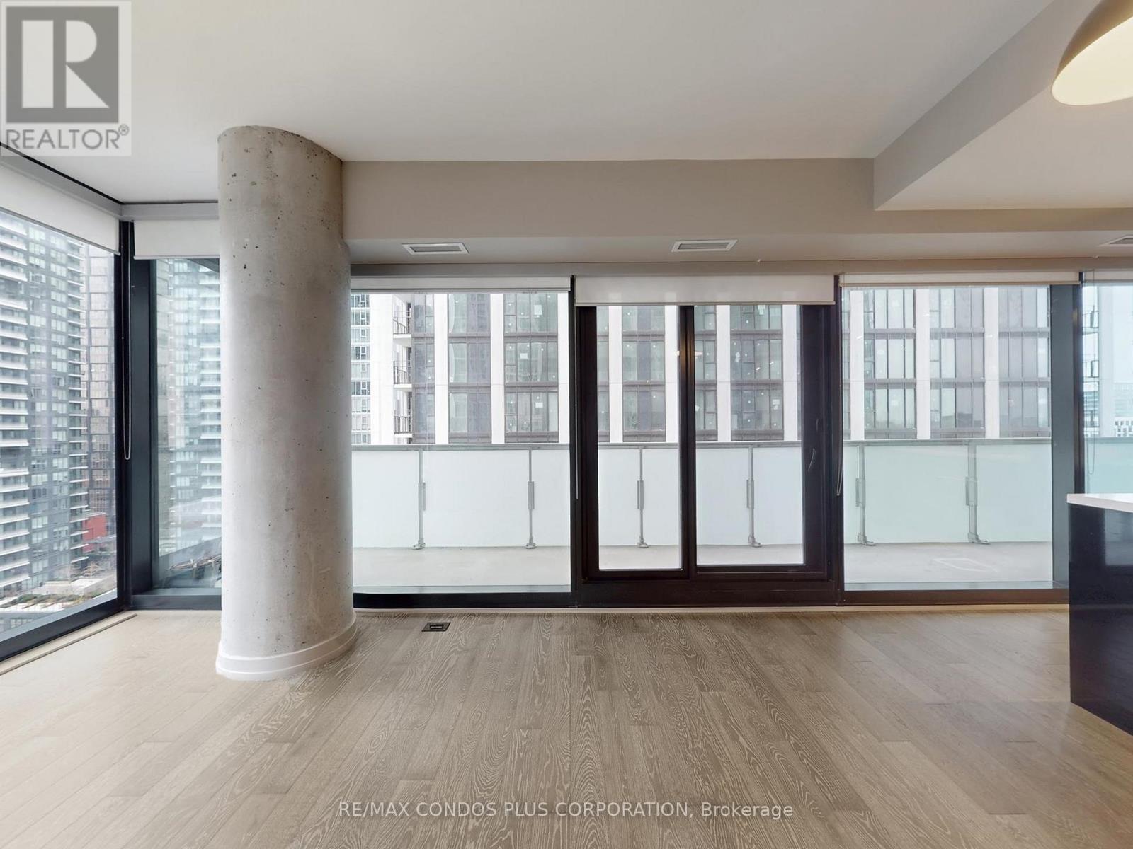 1807 - 11 Charlotte Street, Toronto, Ontario  M5V 0M6 - Photo 14 - C12550044