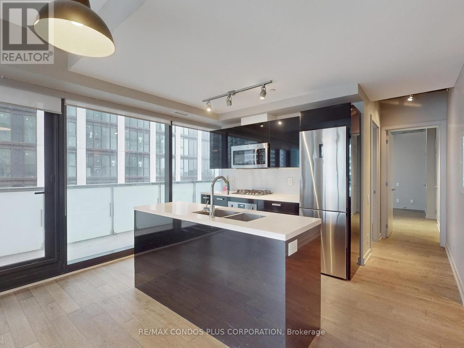 1807 - 11 Charlotte Street, Toronto, Ontario  M5V 0M6 - Photo 17 - C12550044