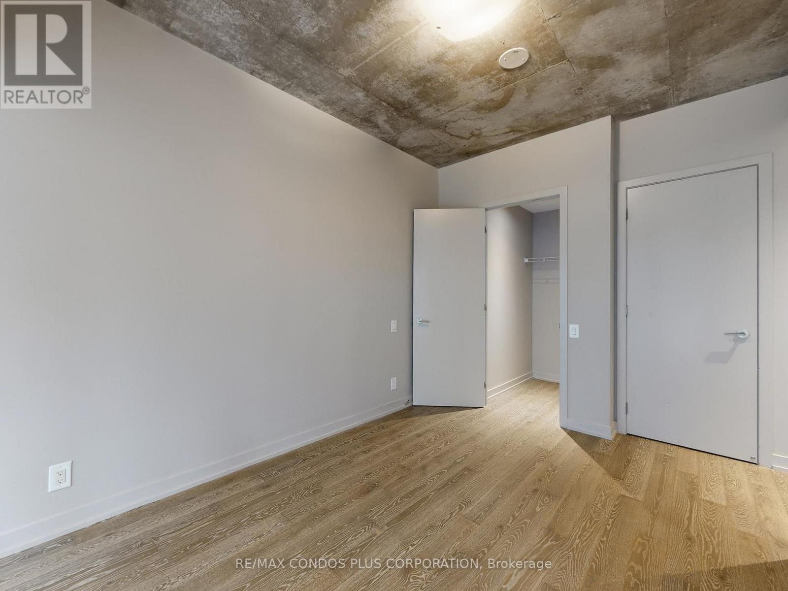 1807 - 11 Charlotte Street, Toronto, Ontario  M5V 0M6 - Photo 25 - C12550044