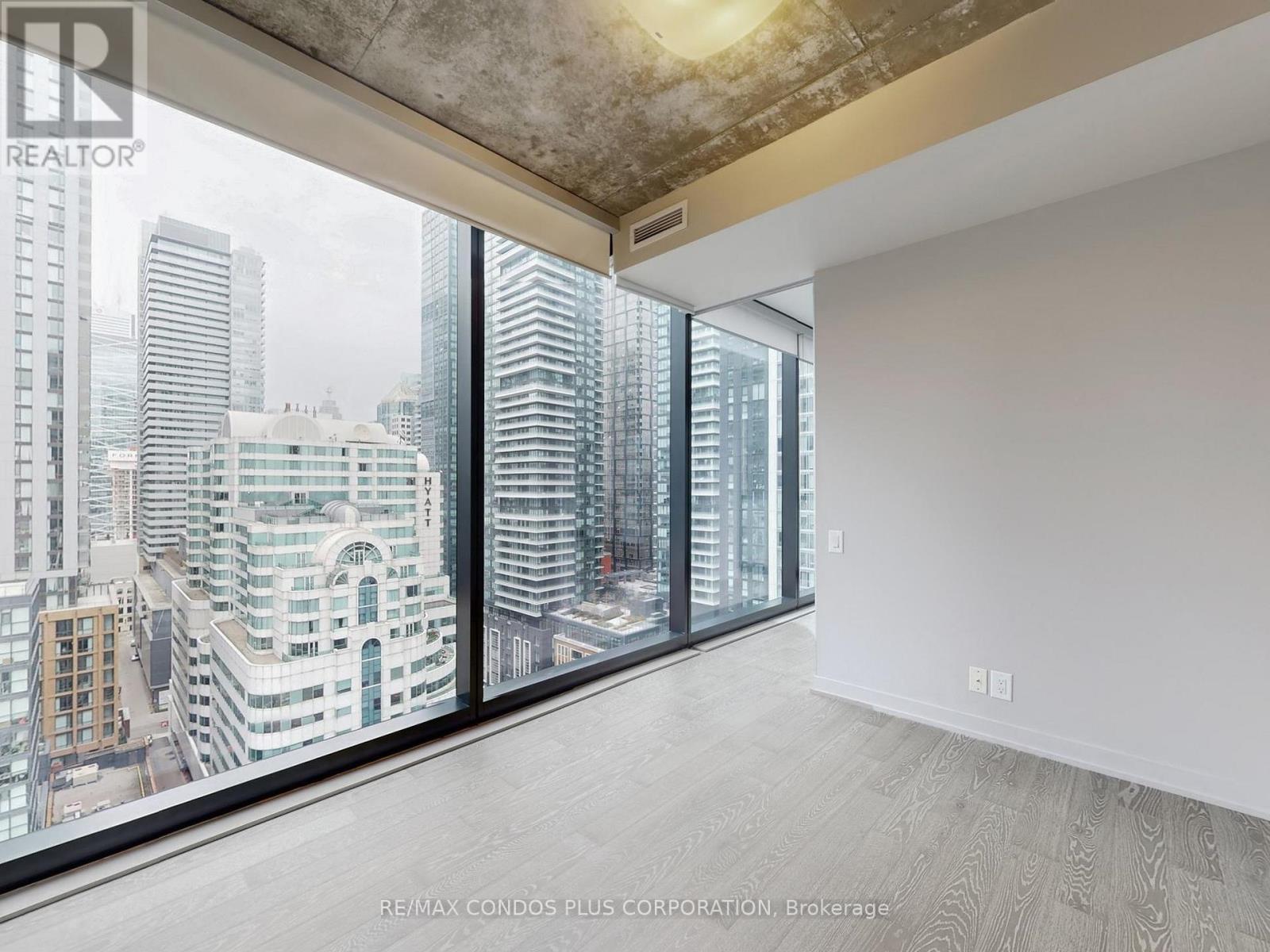 1807 - 11 Charlotte Street, Toronto, Ontario  M5V 0M6 - Photo 36 - C12550044