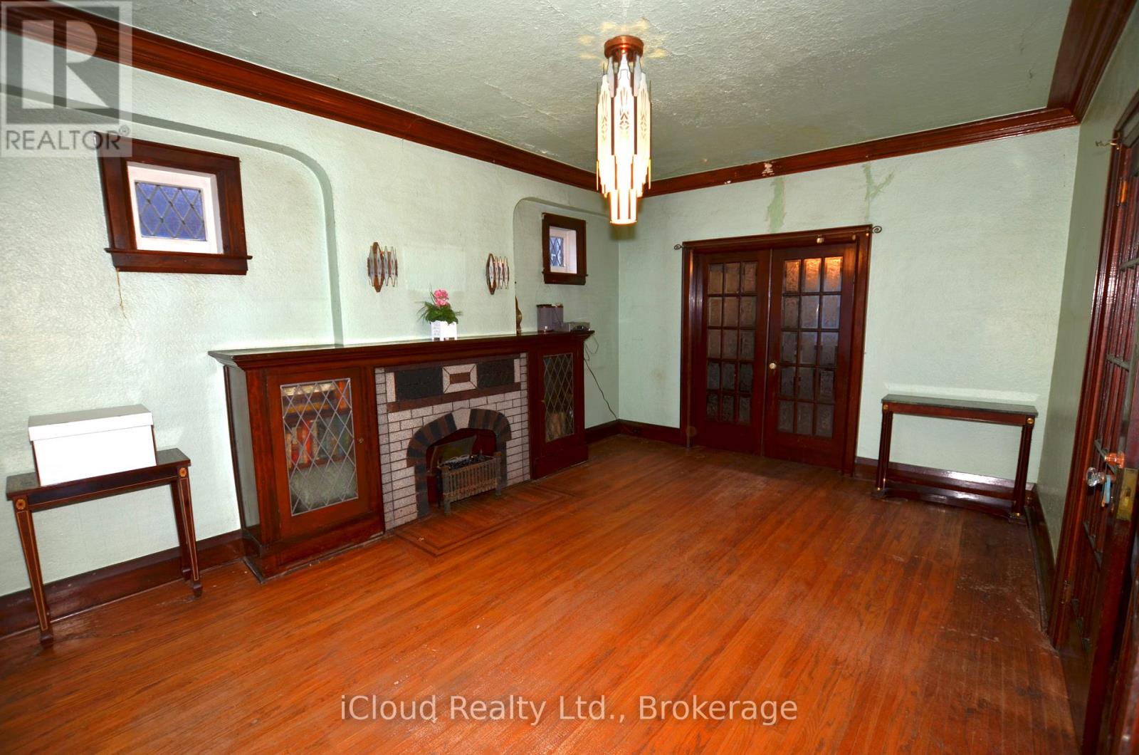 63 Ulster Street, Toronto, Ontario  M5S 1E6 - Photo 14 - C12550048