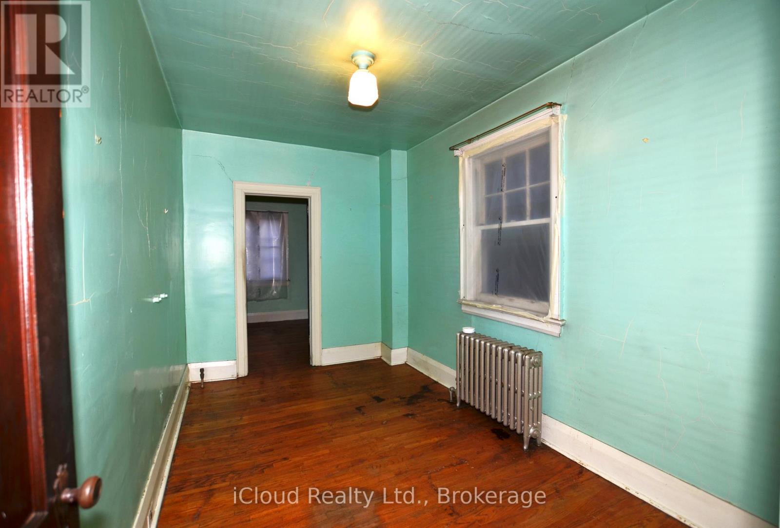 63 Ulster Street, Toronto, Ontario  M5S 1E6 - Photo 26 - C12550048