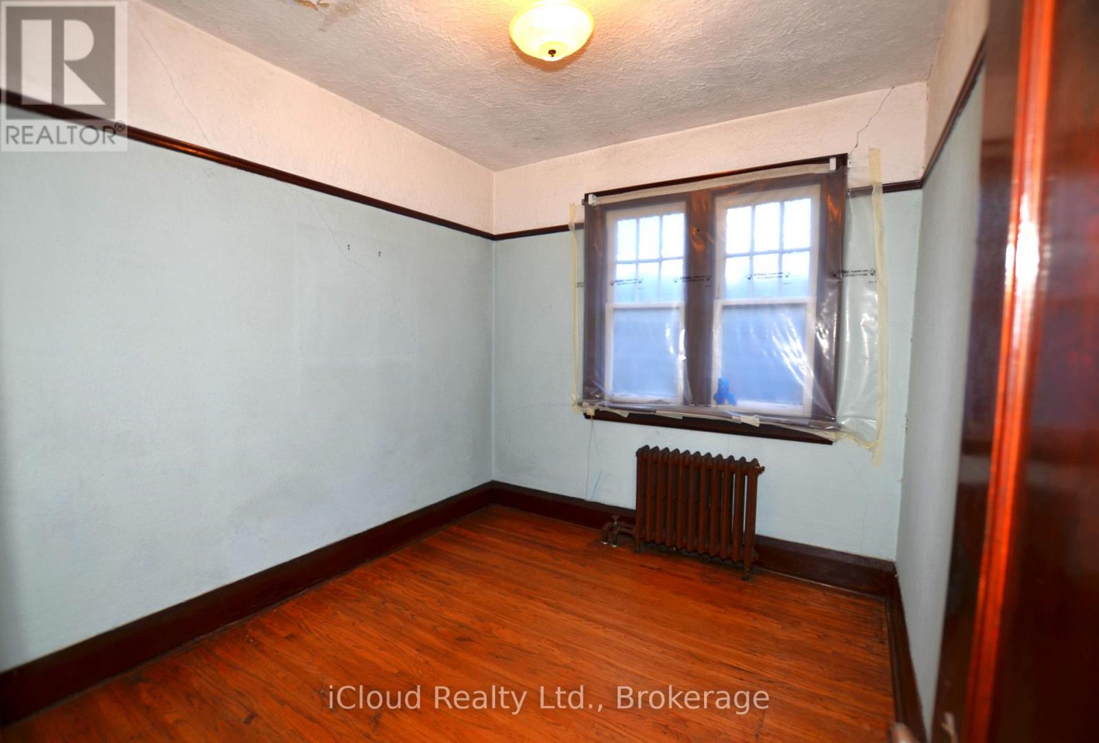 63 Ulster Street, Toronto, Ontario  M5S 1E6 - Photo 31 - C12550048