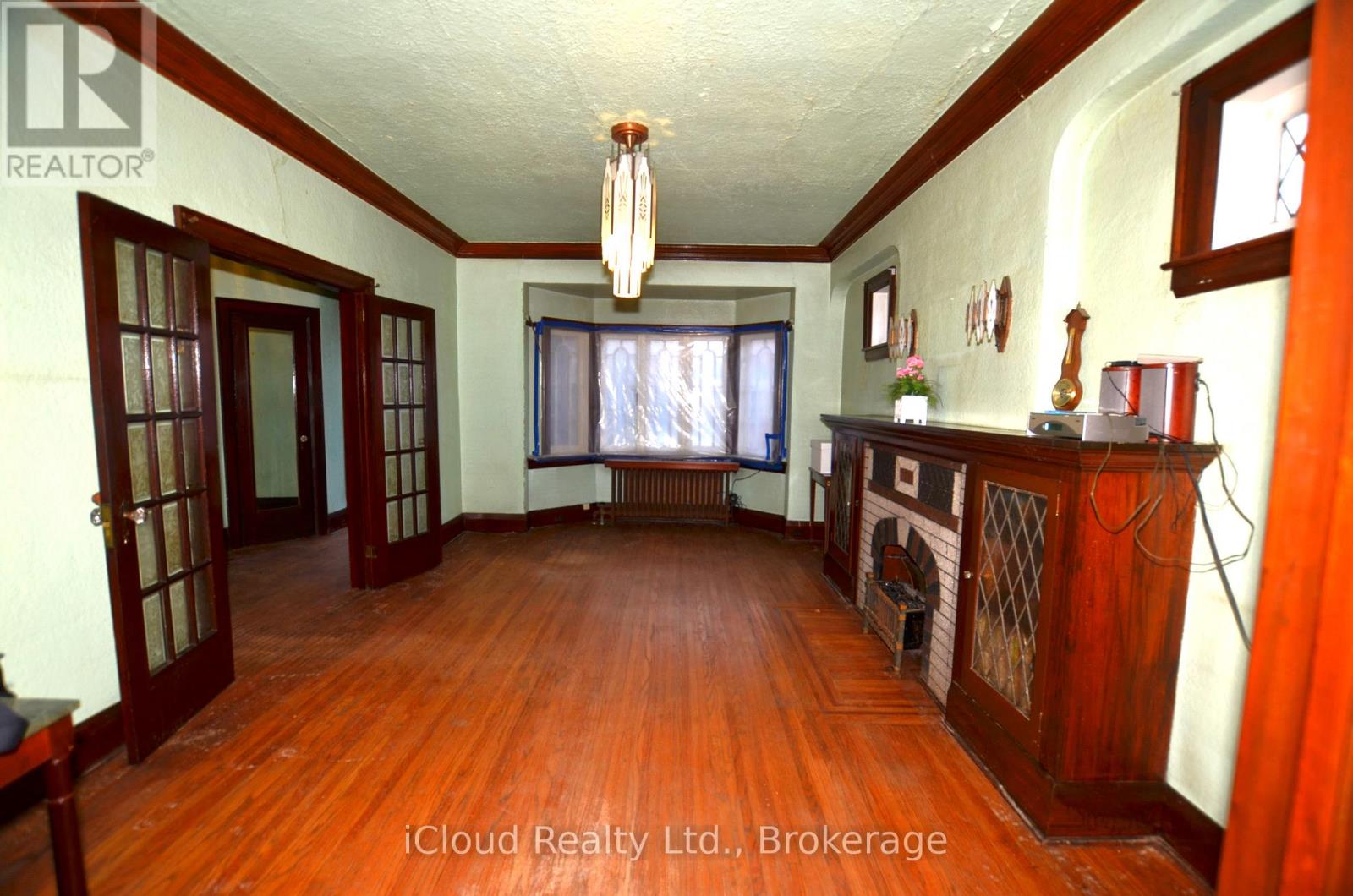 63 Ulster Street, Toronto, Ontario  M5S 1E6 - Photo 6 - C12550048