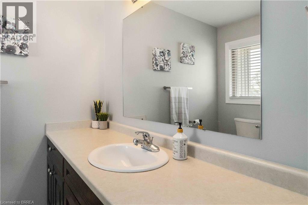 12 Brantwood Park Road Unit# D2, Brantford, Ontario  N3P 1G2 - Photo 18 - 40787938