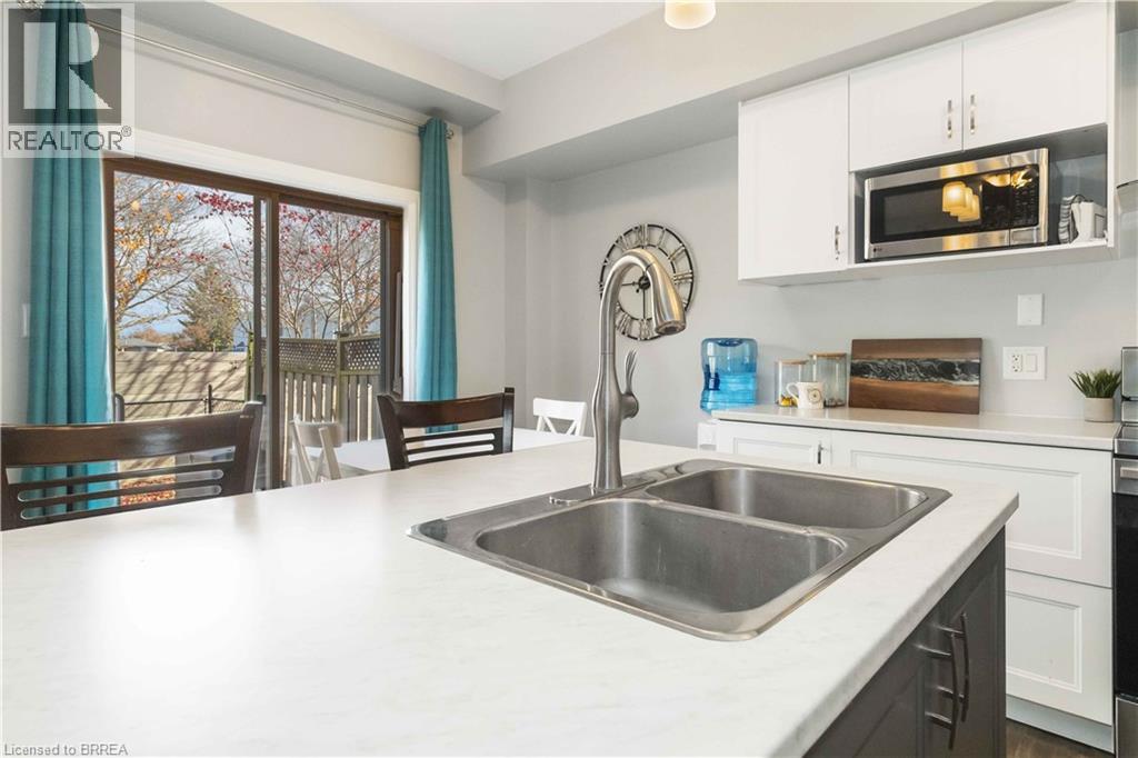 12 Brantwood Park Road Unit# D2, Brantford, Ontario  N3P 1G2 - Photo 9 - 40787938