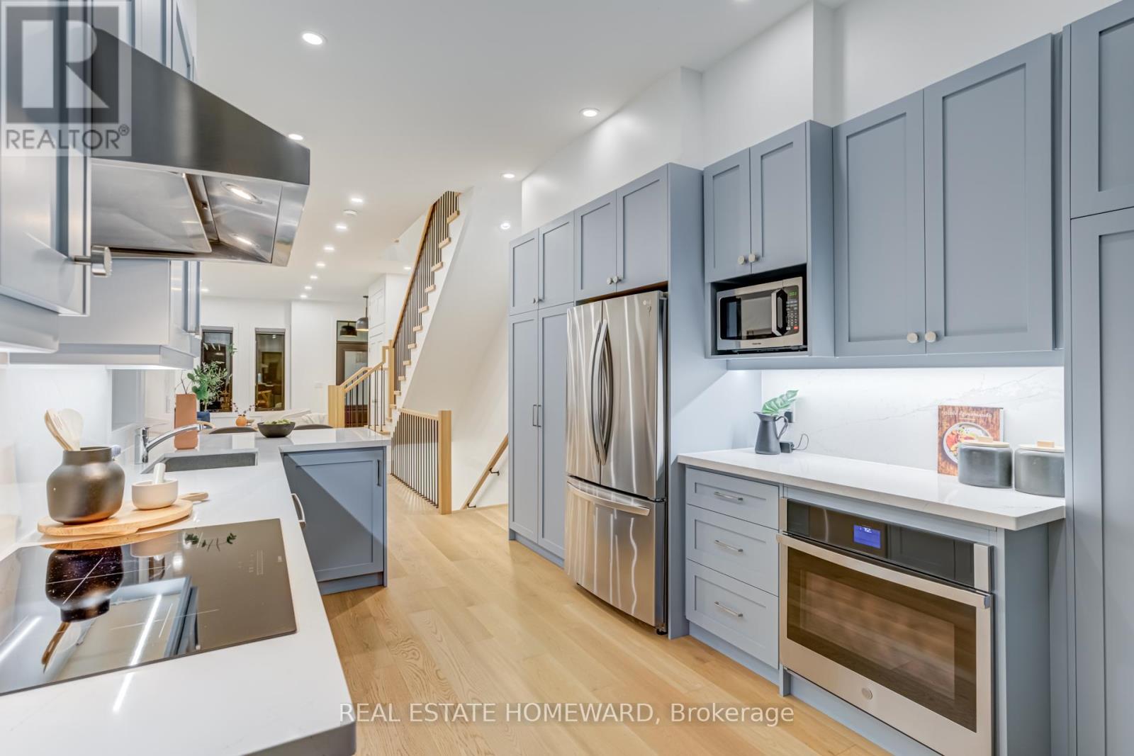 46 Boulton Avenue, Toronto, Ontario  M4M 2J5 - Photo 10 - E12550028