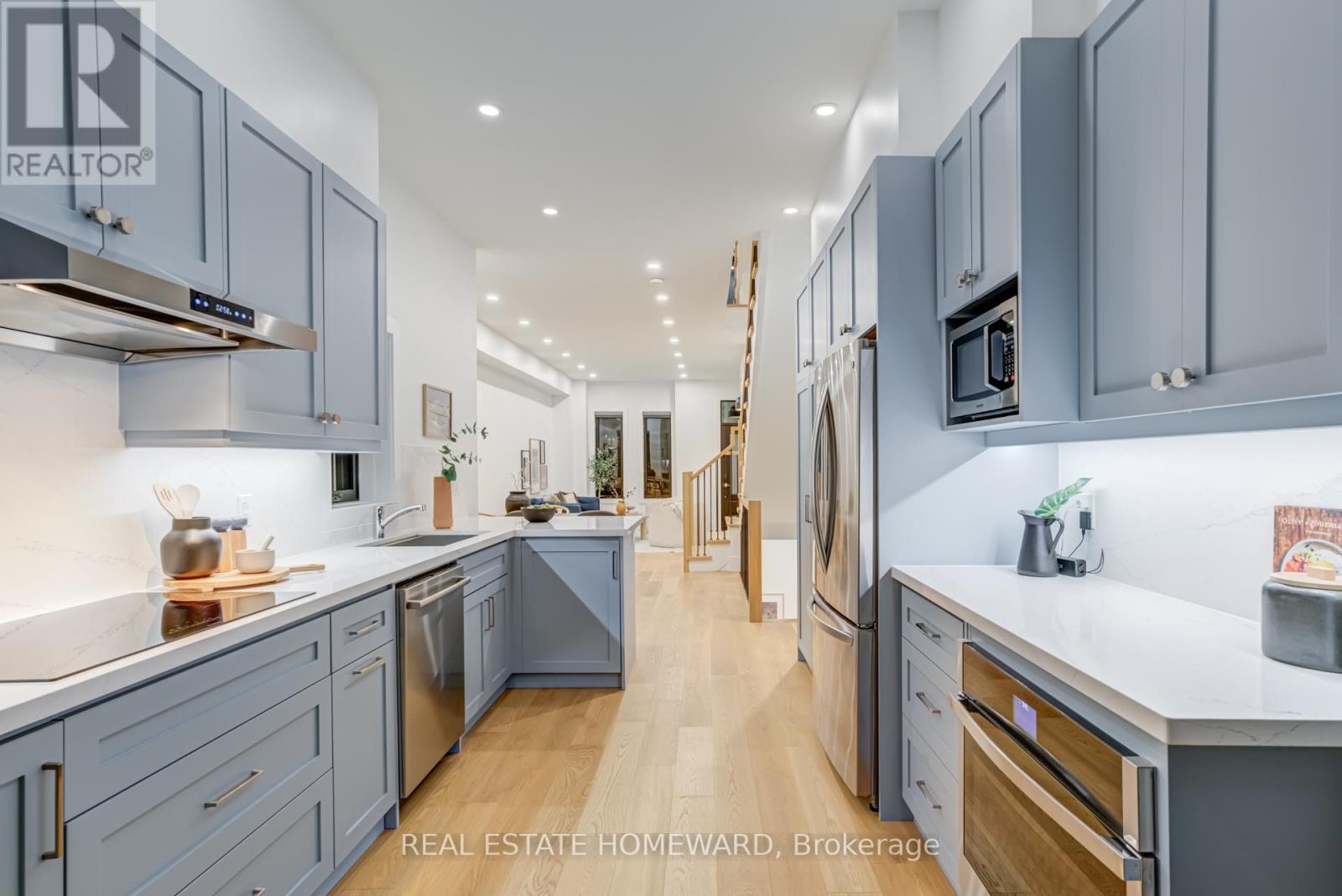 46 Boulton Avenue, Toronto, Ontario  M4M 2J5 - Photo 2 - E12550028