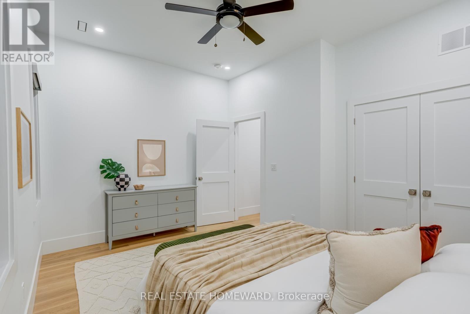 46 Boulton Avenue, Toronto, Ontario  M4M 2J5 - Photo 21 - E12550028