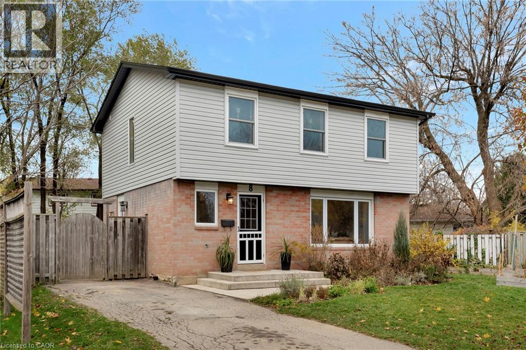 8 GRENOBLE Road, Hamilton, Ontario