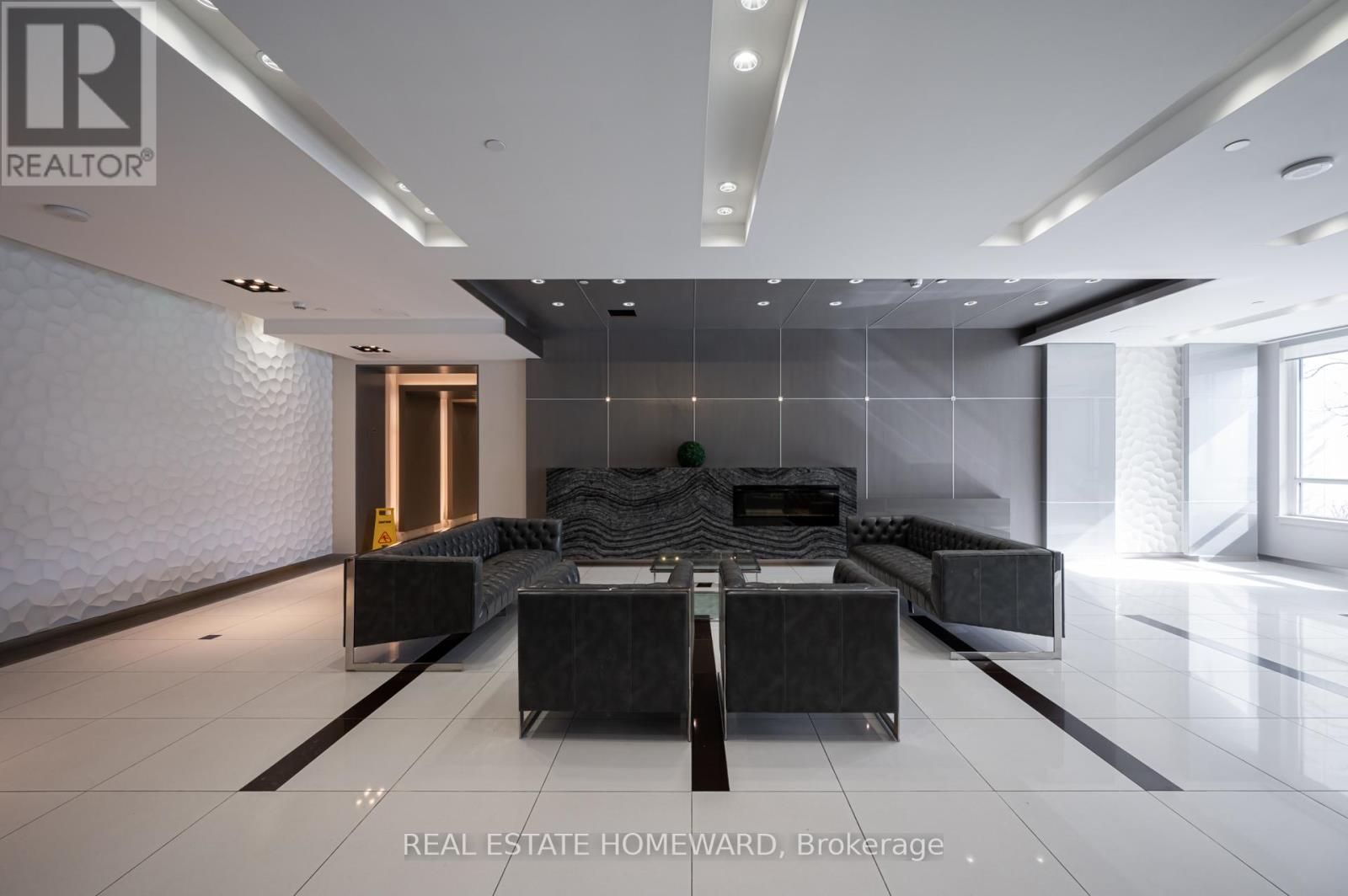 402 - 7165 Yonge Street, Markham, Ontario  L3T 0C9 - Photo 4 - N12549996