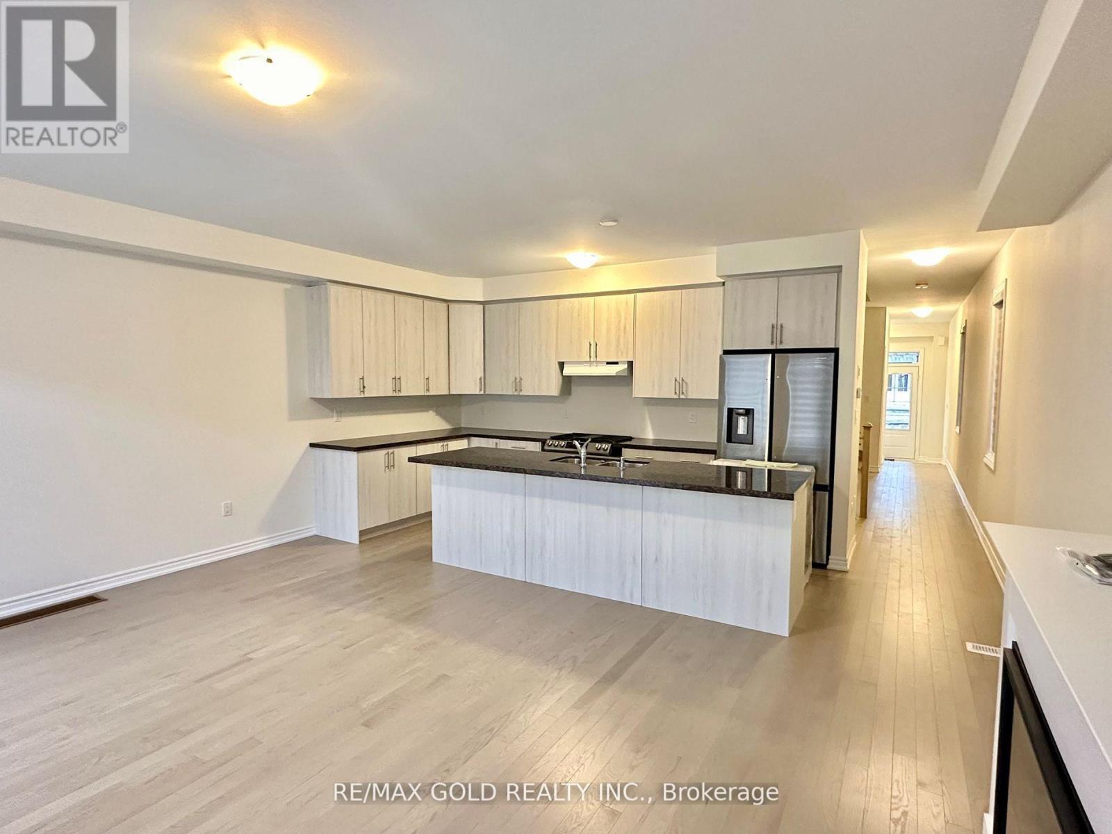 49 Singhampton Road, Vaughan, Ontario  L4H 5J7 - Photo 6 - N12550006