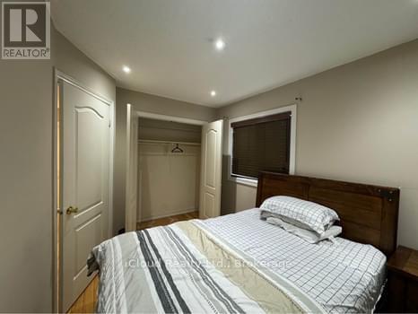 866 Khan Crescent, Mississauga, Ontario  L5V 2R4 - Photo 17 - W12550000