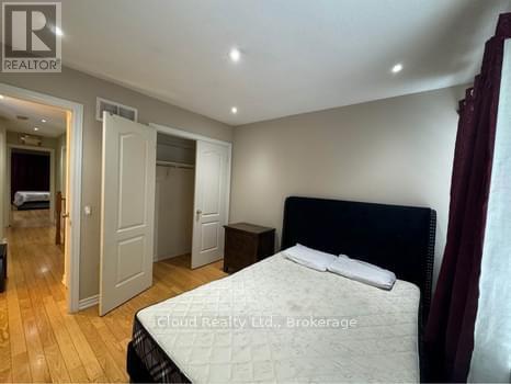 866 Khan Crescent, Mississauga, Ontario  L5V 2R4 - Photo 20 - W12550000