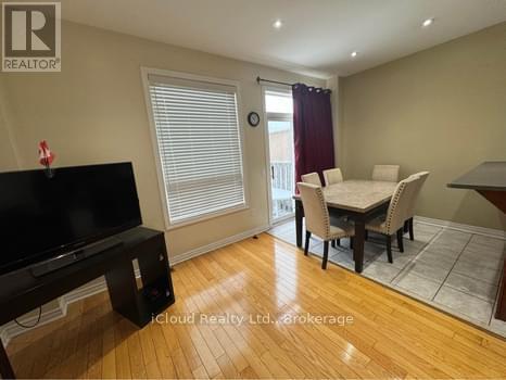 866 Khan Crescent, Mississauga, Ontario  L5V 2R4 - Photo 7 - W12550000