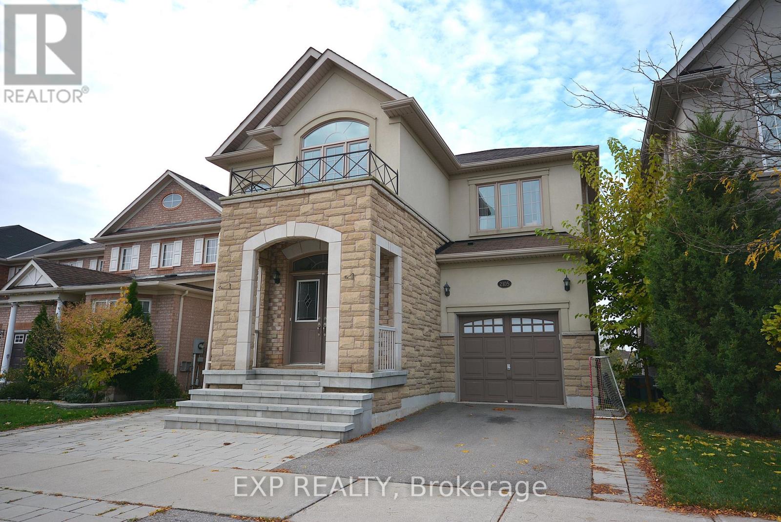 2105 FALLING GREEN DRIVE, Oakville, Ontario