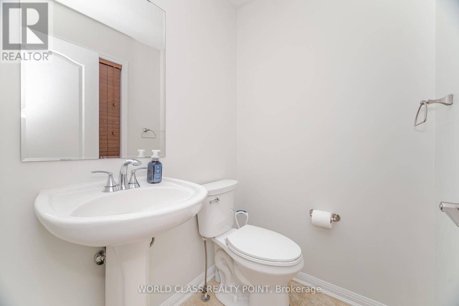 834 Herman Way, Milton, Ontario  L9T 2C4 - Photo 10 - W12550034