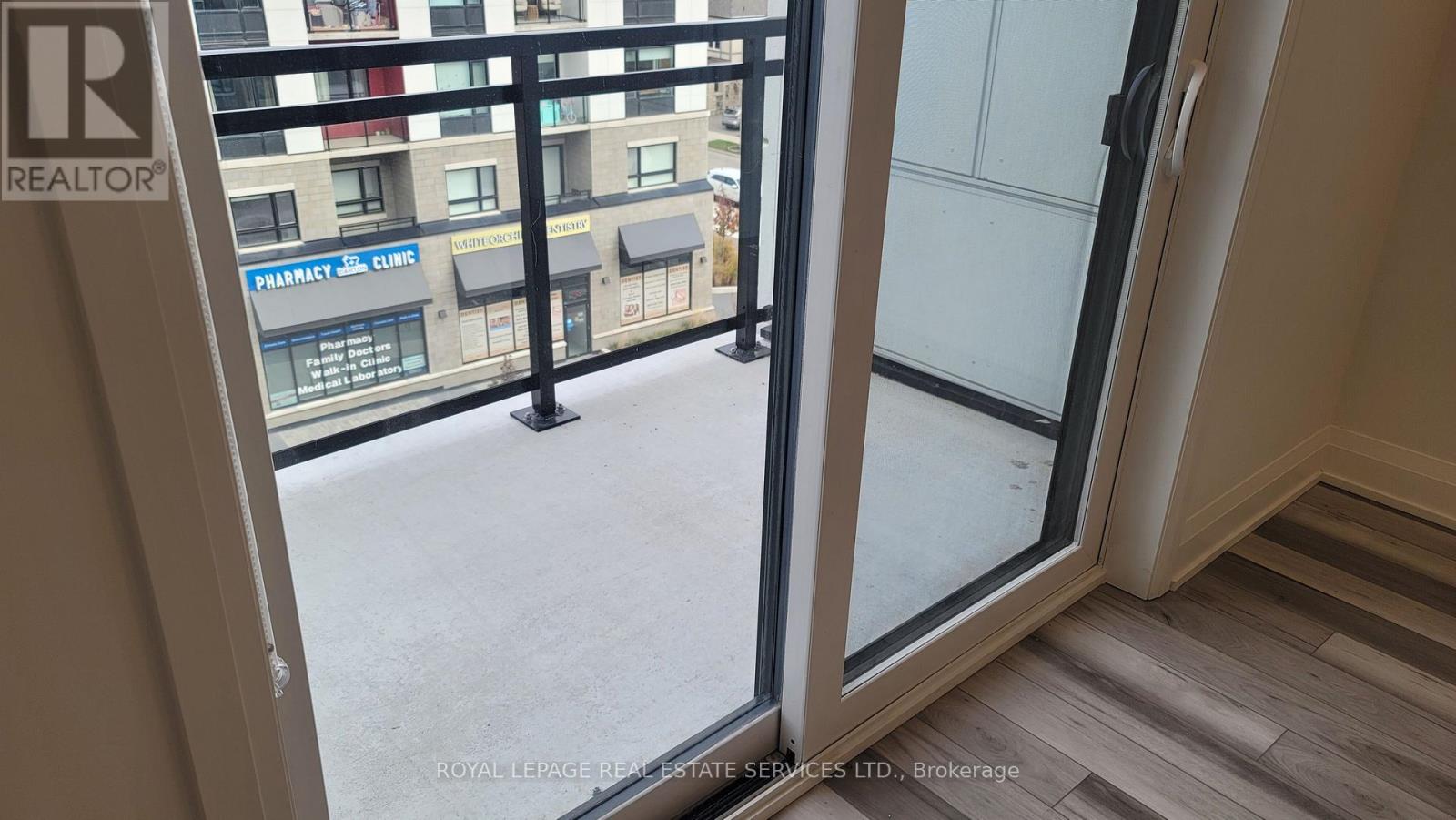 524 - 3250 Carding Mill Trail, Oakville, Ontario  L6M 1L3 - Photo 10 - W12550050