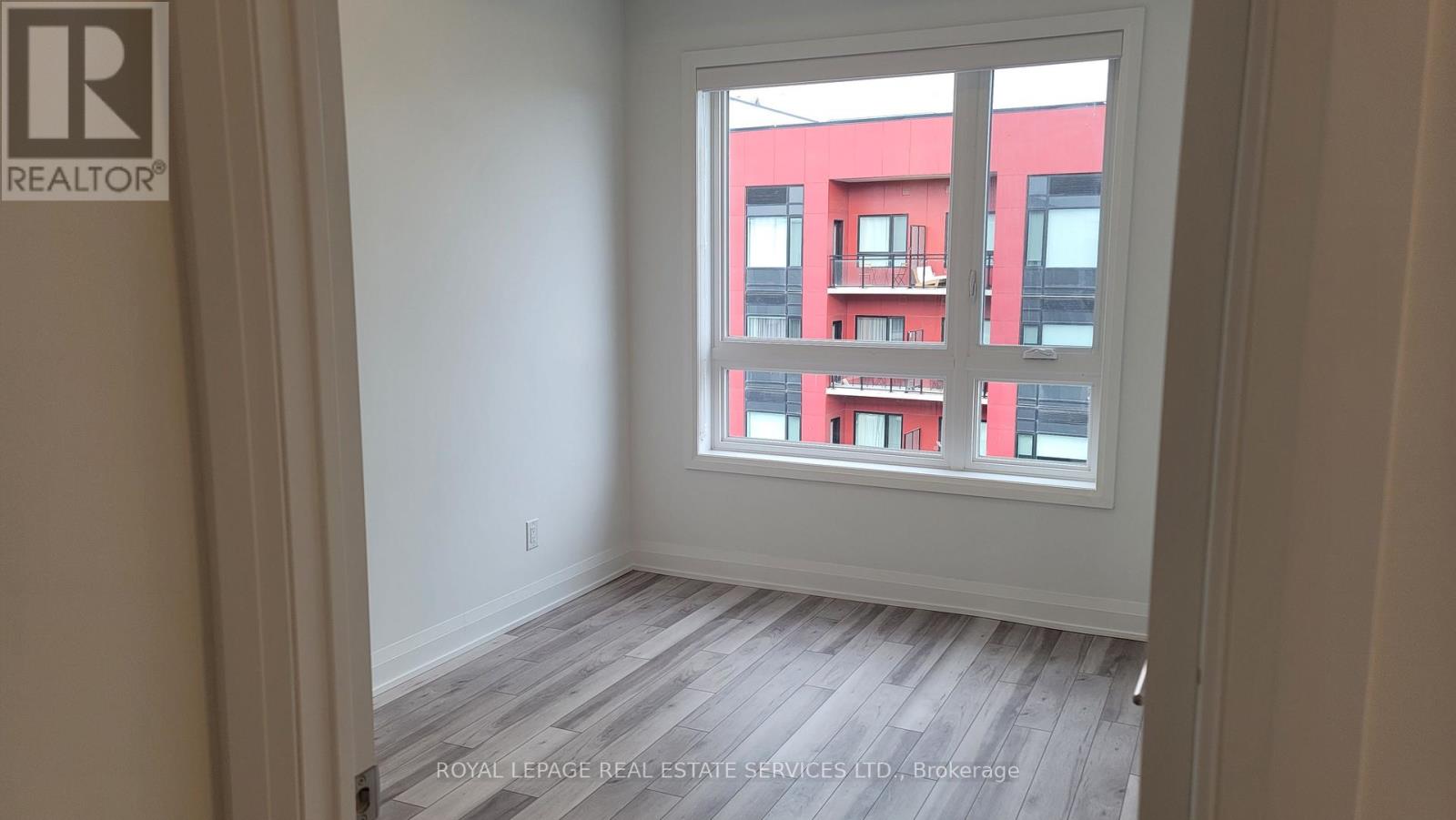 524 - 3250 Carding Mill Trail, Oakville, Ontario  L6M 1L3 - Photo 3 - W12550050