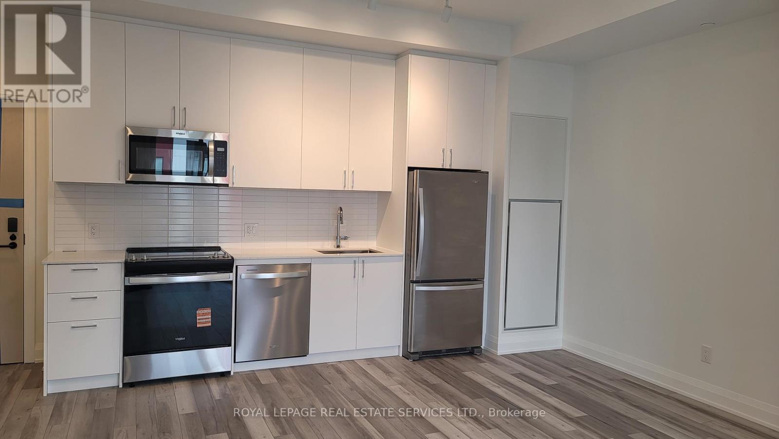 524 - 3250 Carding Mill Trail, Oakville, Ontario  L6M 1L3 - Photo 6 - W12550050