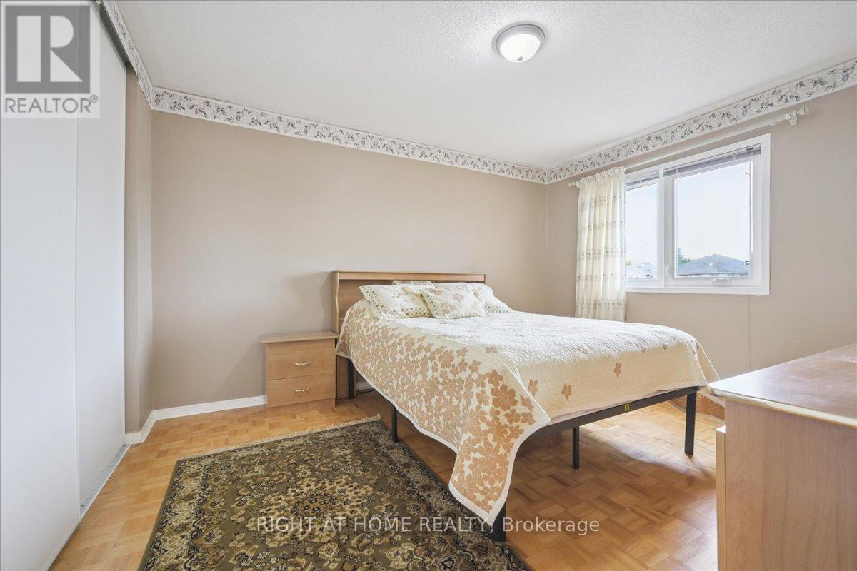 Upper - 5322 Lismic Boulevard, Mississauga, Ontario  L5V 1P5 - Photo 25 - W12550056
