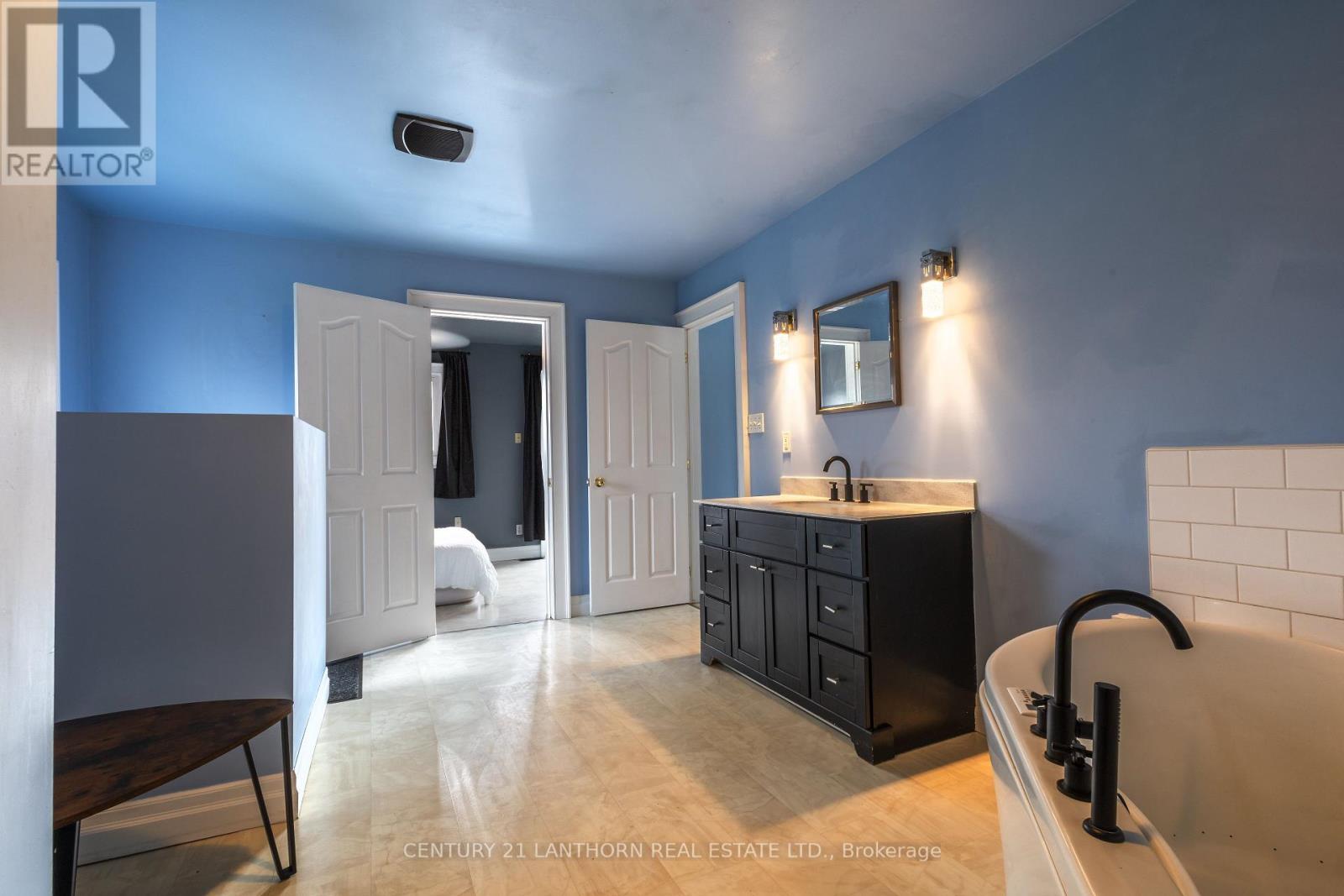 202 Casey Road, Belleville, Ontario  K8N 4Z6 - Photo 12 - X12550088