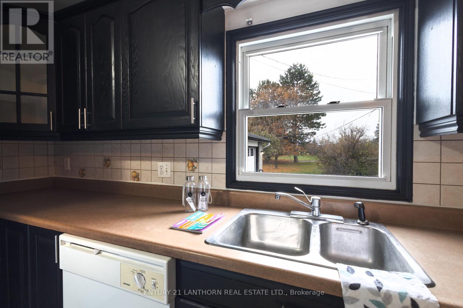 202 Casey Road, Belleville, Ontario  K8N 4Z6 - Photo 9 - X12550088