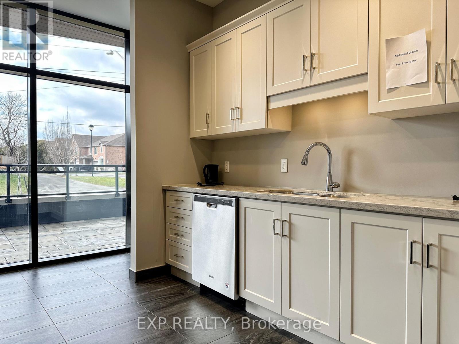 507 - 30 Hamilton Street S, Hamilton, Ontario  L8B 1V8 - Photo 24 - X12550030